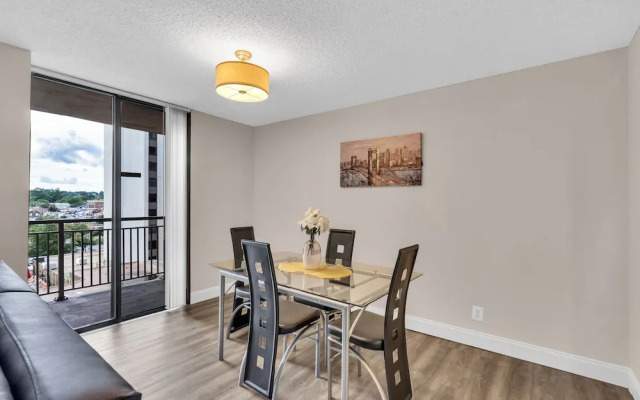 Arlington Fully Furnished Apartments in Crystal City