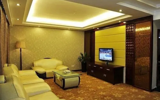 Qinzhou Lingshan Zhengjiu Hotel