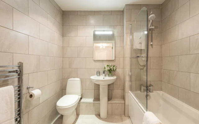 March Apartment