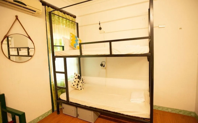 Next 68 Hostel