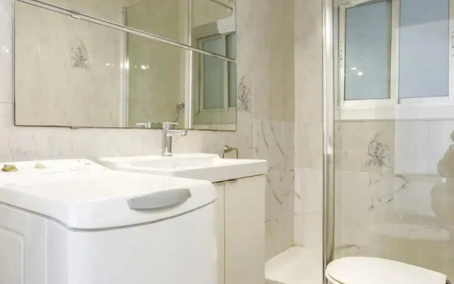 Apartamento Acogedor en Primera Linea Liliane