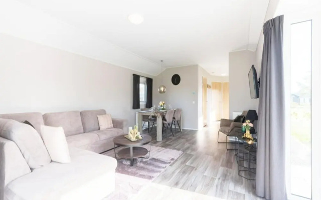 Comfortable Chalet Located in the Polder, Near Alkmaar
