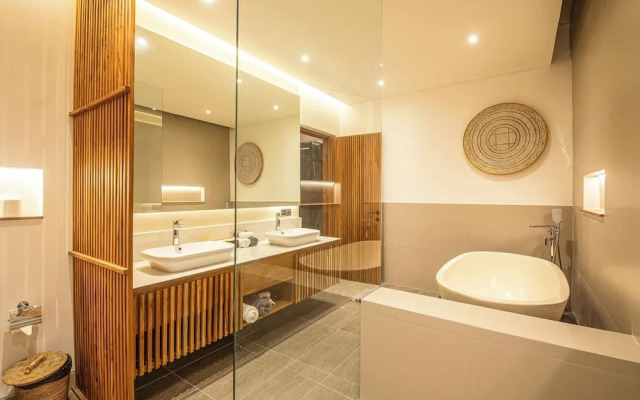 Stunning 6BR Canggu Villa 400m From the Beach
