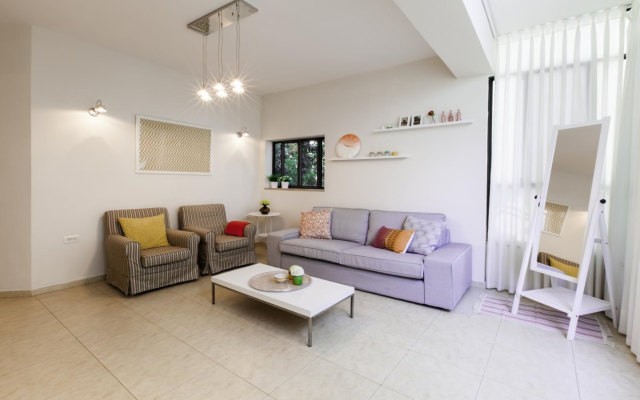 Zamenhoff-Dizengoff Apartments