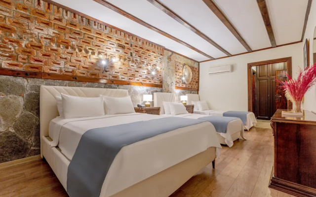 Papazlikhan Hotel