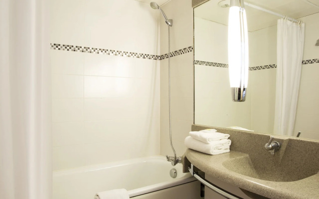 Campanile PRIME - Troyes Nord Barberey
