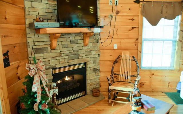 A PAINTED PONY - 1 Br Cabin