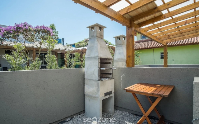 House w/ Suite and BBQ Grill in Imbituba Psl0002