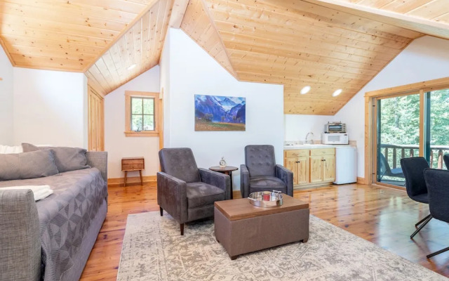 Mountain Melody by Exceptional Stays