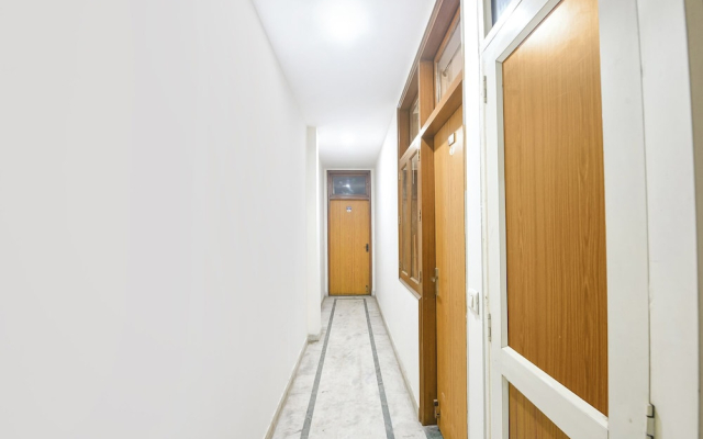 Fabhotel Grand