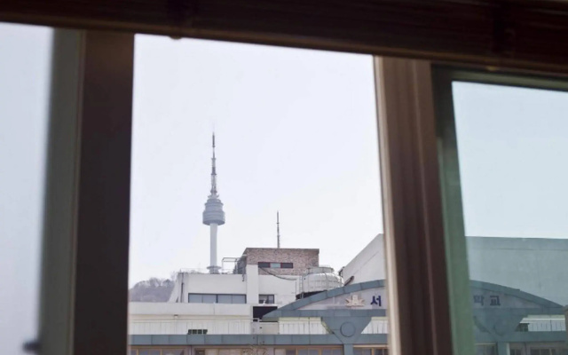 ARI House - Hostel