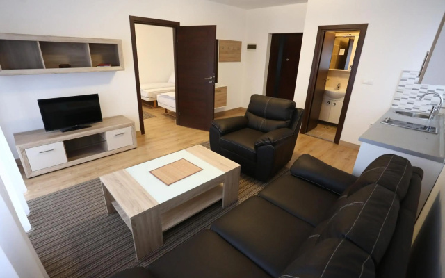 Apartments Kolonija