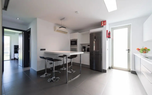Par 4 Villa 20 GTCar