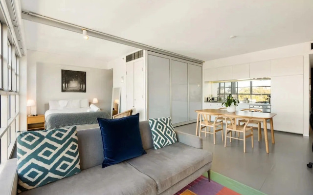 Sun Drenched Apartment in Darlinghurst