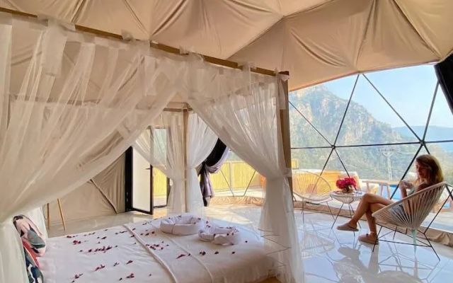 Kabak Freedom Deluxe Hotel