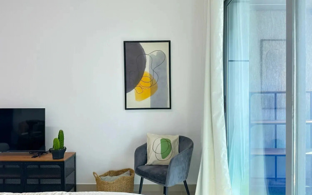 Квартира Alzarooni 608