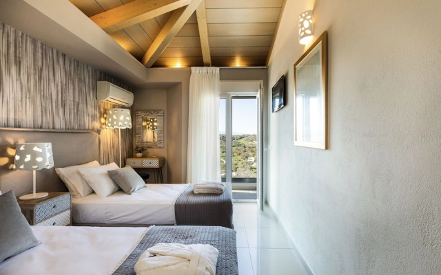 Three Moirai Villa With 2 Heated Pools