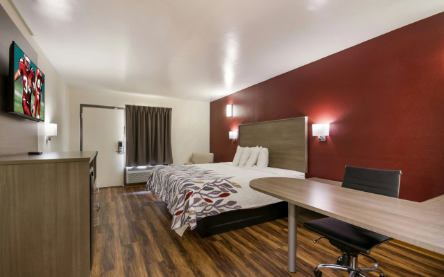 Red Roof Inn Crestview