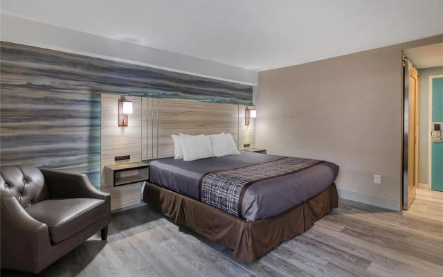 Yankee Clipper Inn, SureStay Collection by Best Western