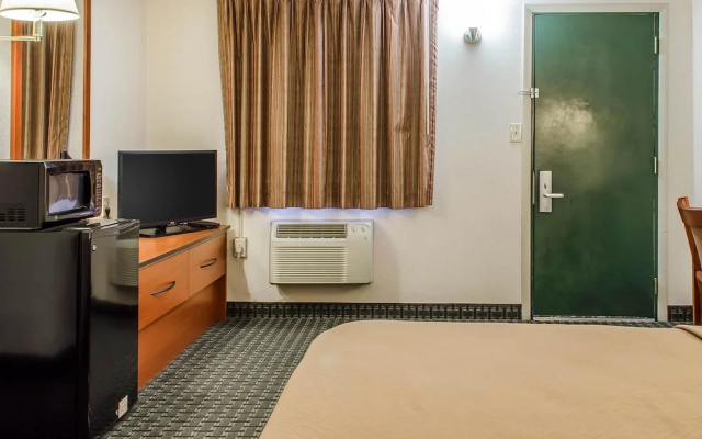 Rodeway Inn State College