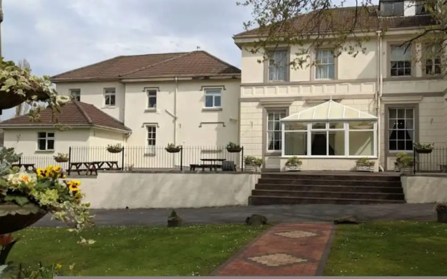Room 5 - Manor Park Country House Wales