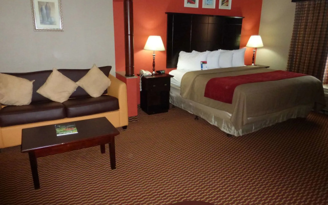 Red Roof Inn & Suites Detroit-Melvindale/ Dearborn