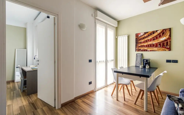 Candiani Building - Elegant 2-level Apartment With 3 Bedrooms