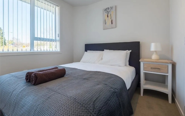Awesome Modern Rotorua House