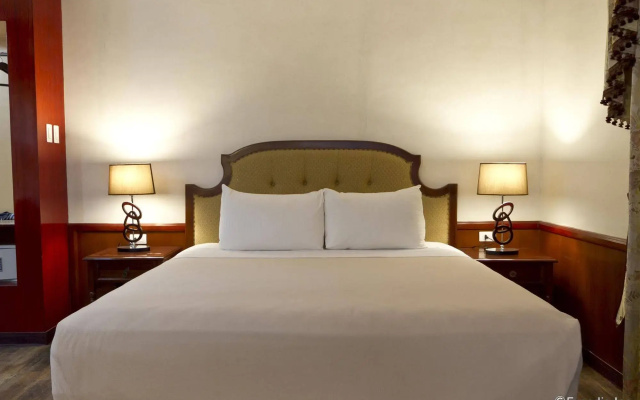 Cebu Dulcinea Hotel