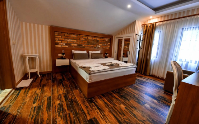 Serah Residence