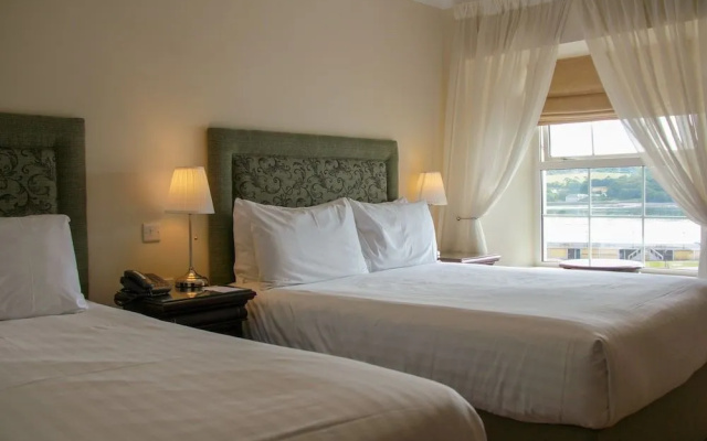 Walter Raleigh Hotel