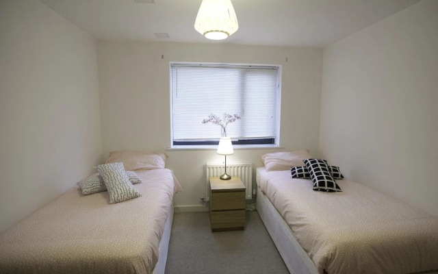 Brentwood - Deluxe Apartment