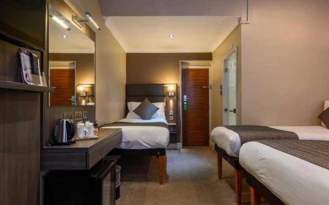 Brunel Hotel