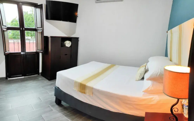 Nueve Agaves Hotel