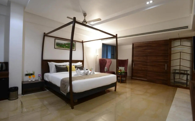 Hotel Maple IVY