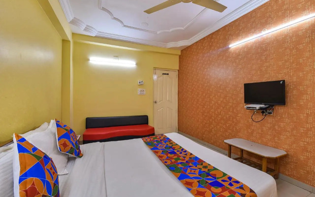 Fabexpress Vibrant Residency