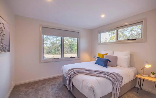 Baileys Beach House