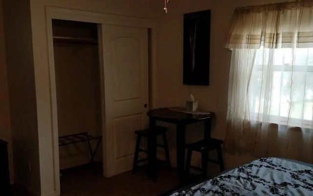 Yosemite Nights Bed & Breakfast