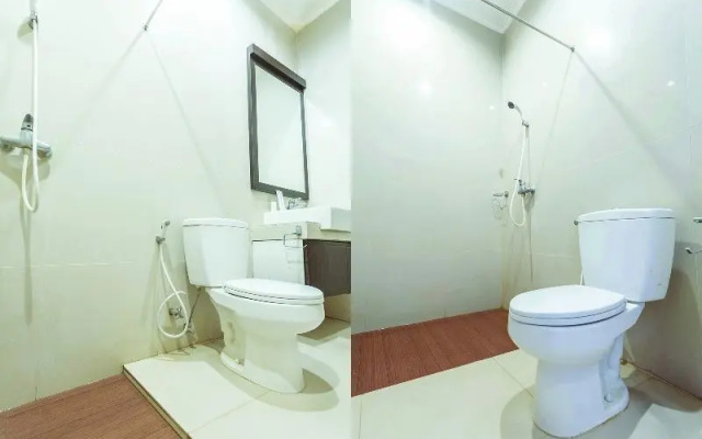 OYO 2020 Hotel Bumi Aditya