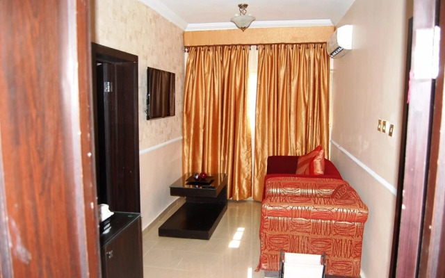 144 Suites Luxury Hotel