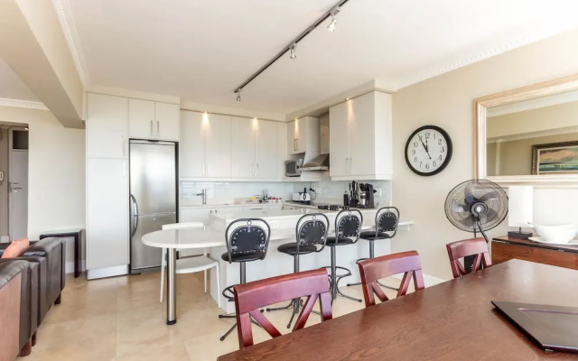 Third Floor sea Facing 2 Bedroom Apartment With Balcony