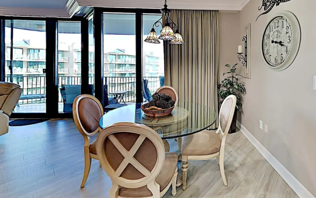 Phoenix on the Bay by Southern Vacation Rentals