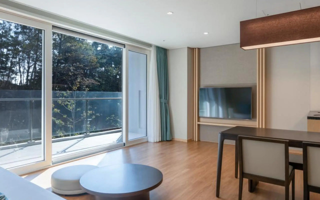 Hanwha Resort Geoje Belvedere