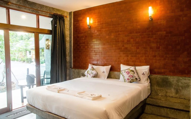 Ruean Thai Nai Bang by Pansak Resort