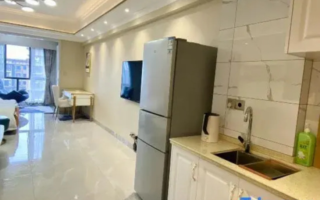 Liangchen Meijing Apartment