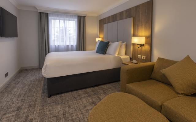 Crowne Plaza East Midlands Airport by IHG