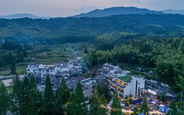 Floral Hotel·Huangshan shi’shangyisu hotel (Hongcun scenic area)