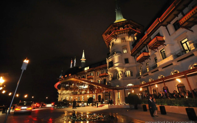 hotelImage