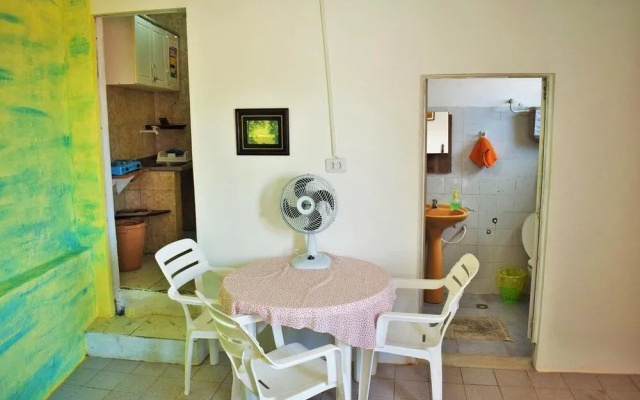 DPM Eco Hostal - Hostel