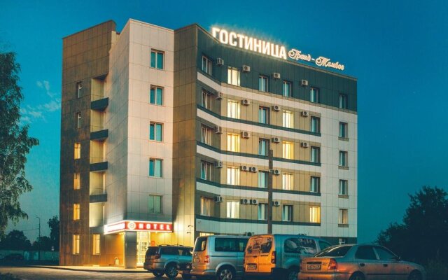 Гостиница Гранд-Тамбов вид на фасад